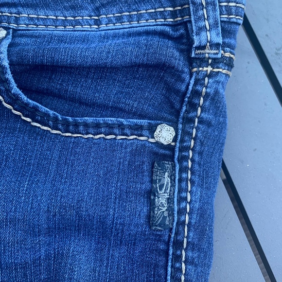 Silver Capri Jeans - Picture 9 of 9